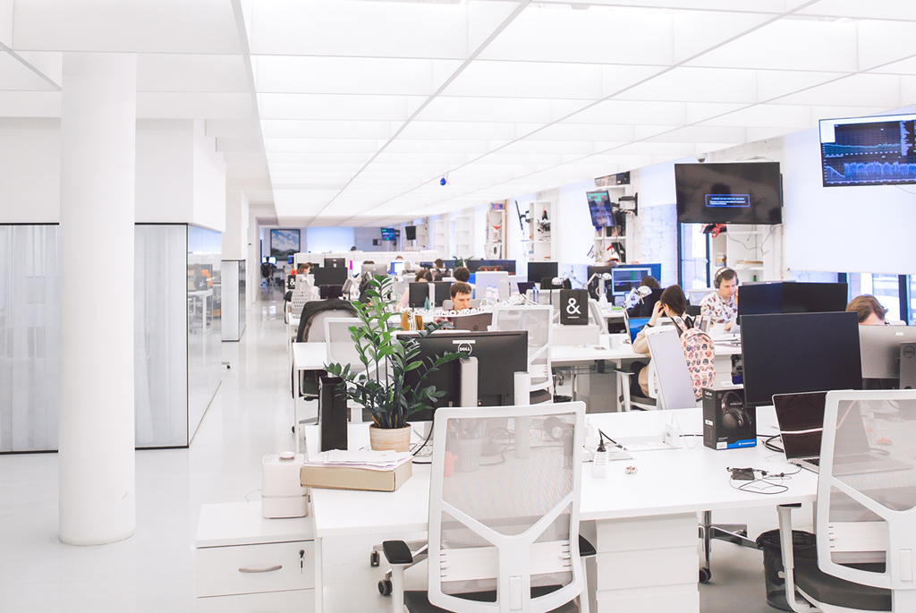 Should You Refurbish Your Workspace in 2023?